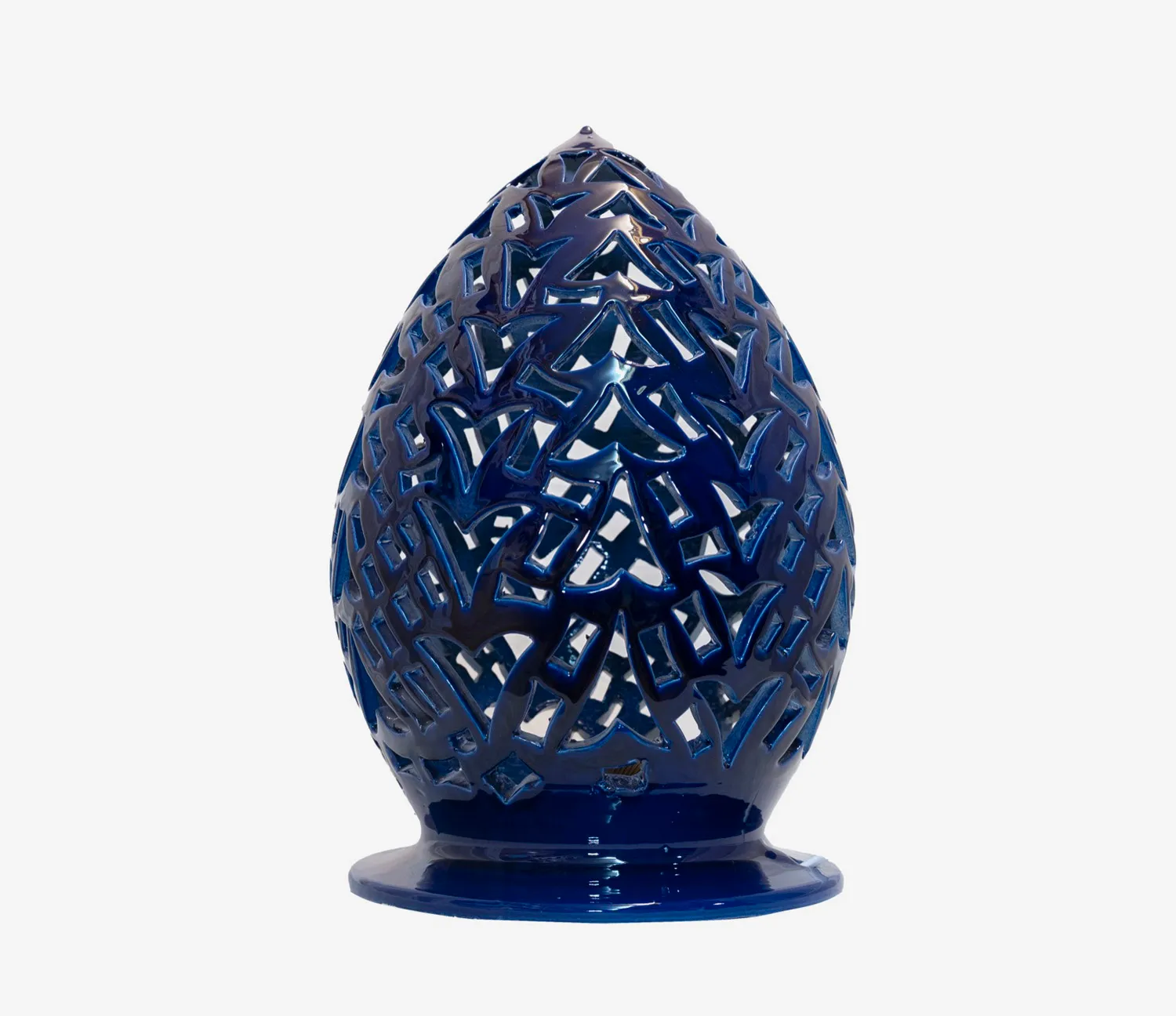 Ceramic Pinecone Lamp
